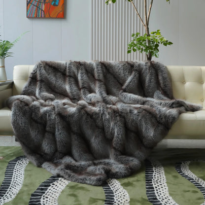 TER Luxe Portimao Faux Fur Throw